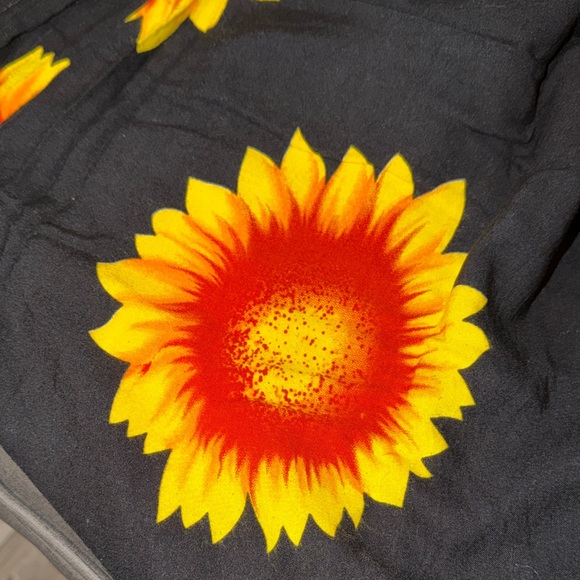 Sunflower Print Two-Piece Set - Picture 5 of 5